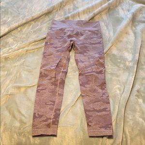 Gymshark leggings - purple camo